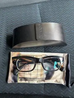 オリバーピープルズ Ari-pのサムネイル