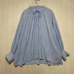 Elura アイロンいらずセミシアブラウスのサムネイル