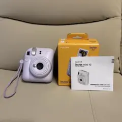 instax mini 12 チェキ　本体
