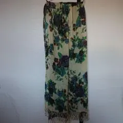 新品、未使用 タグ付き 花柄ストール フリンジ付き