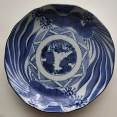 変形丸型中皿　レトロ　伊万里？美濃焼？　火の鳥？　藍