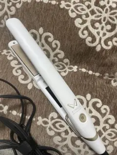 絹女　KINUJO ワールドワイドモデル　ストレートヘアアイロン