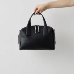 イアパピヨネ　スタッズボストンバッグ　2way 本革のサムネイル