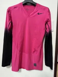 Nike Pro Combat Hypercool トレーニングシャツ