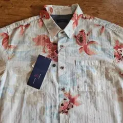 【新品タグ付き】金魚柄 涼しげな半袖シャツ
