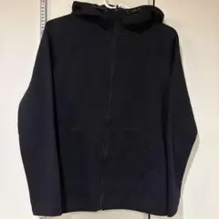 GU 黒 フード付き ジップアップパーカー M