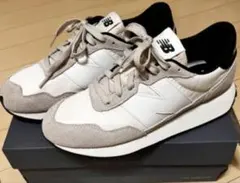 455新品　ニューバランス ユニセックススニーカー