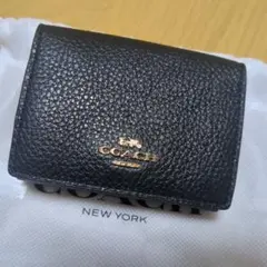 コーチ　三つ折り財布