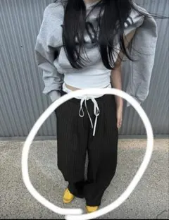 Dazy ブラック ストライプ ワイドパンツ