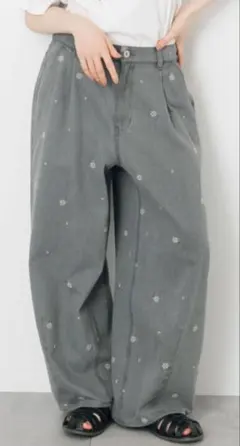 sm2*デニムバレルパンツ*タグ付き新品のサムネイル