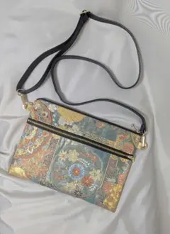 Item thumbnail for item 566a4650-49cf-4dc6-895c-7e558293f218