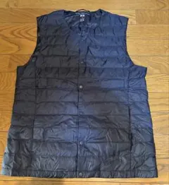 ユニクロ　ウルトラライトダウンベスト　ネイビー　サイズM