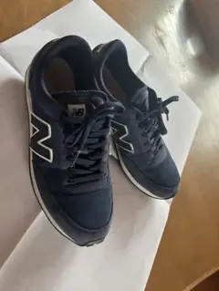New Balance ネイビー スニーカー
