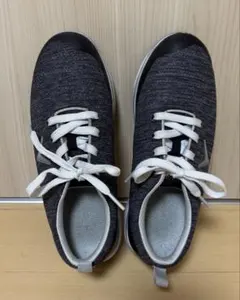 スパイクレス　レディースゴルフシューズ