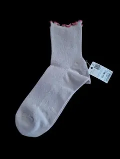 フリル付き　淡いピンクソックス　レディース