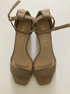 ル　タロン　ストラップサンダル　はな様