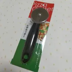 新品未開封　ピザカッターのサムネイル