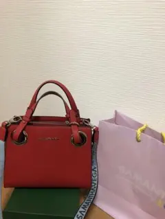 サマンサ　ヴェガ