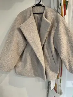 クラシカルエルフ　アイボリー Mサイズ ノーカラージャケット　コート