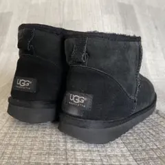 Item thumbnail for item ed50ae70-0932-4f69-9ddc-103df60e4923