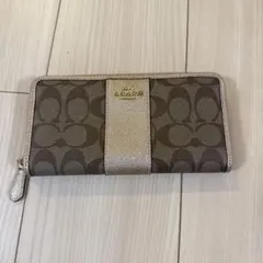 【美品】coach 長財布のサムネイル