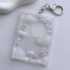 Item thumbnail for item f17eabd1-1bc9-4b3d-8d6c-abad4c30b7c2