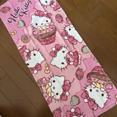 Hello Kitty フェイスタオル ピンク スイーツ柄のサムネイル