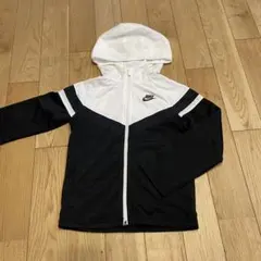 ナイキキッズパーカーsサイズ