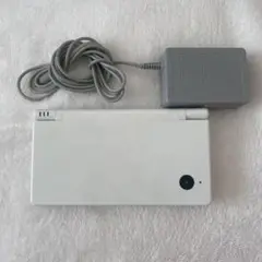 ★ニンテンドーDSi/本体/ホワイト ★
