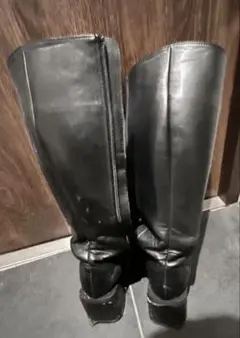 レザー製ジッパー付きロングブーツ 黒