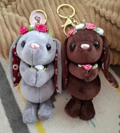 ウサギマスコット 2色セット キーホルダー付き