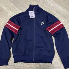 新品タグ付き未使用NIKE ジャージ150cm サイズ ネイビー
