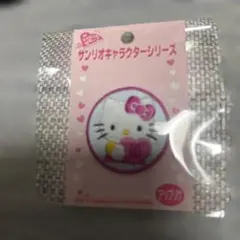 ハローキティ ワッペン　アップリケ