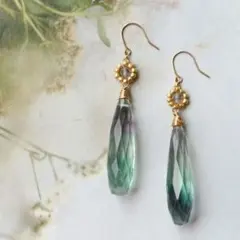 K10YG フローライト ロングドロップ ピアス