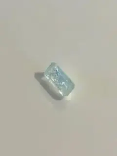 イリデッセンスアクアマリン　1.81ct