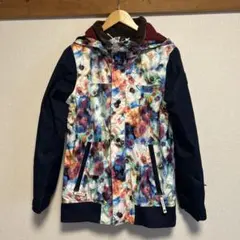花柄スノーボードウェア（女性用）