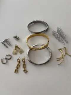 華やか系　ブレス　バングル　ピアス　まとめ売り　中古