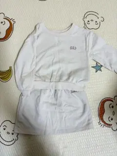 GAP ホワイトスウェットセット 100cm