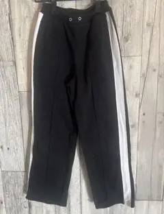 スウェットパンツ