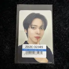 ATEEZ ユノ トレカ