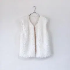 【美品】Rada rista◆フェイクファーベスト◆オフホワイト◆L
