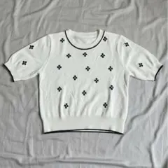 【希少】韓国セレクトショップ お花刺繍 バイカラー半袖ニット クロップド丈