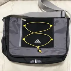 adidas メッセンジャーバッグ グレー/ブラック/イエロー