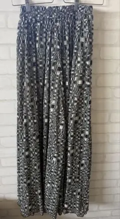 ジーナシスワイドパンツ