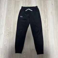Under Armour 黒 長ズボン L