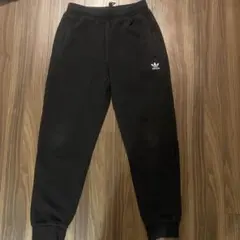 即購入OK! アディダス adidas 黒 スウェットパンツ　M