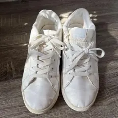 NIKEコートロイヤル2