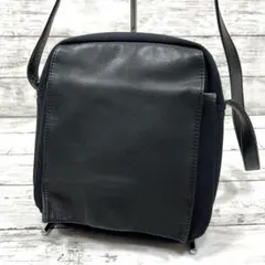 美品　kawakawa カワカワ　ショルダーバック　ポーチ　レザー/ナイロン　黒