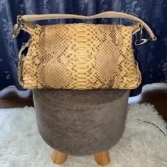ヘビ革 ベージュ ショルダーバッグ