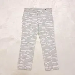 Item thumbnail for item f95cf220-5f90-4f2f-9f0a-fdd87f9c6240